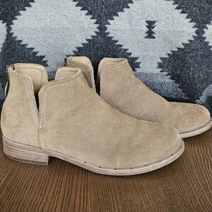 beek Beige Suede Cutout Ankle Booties
